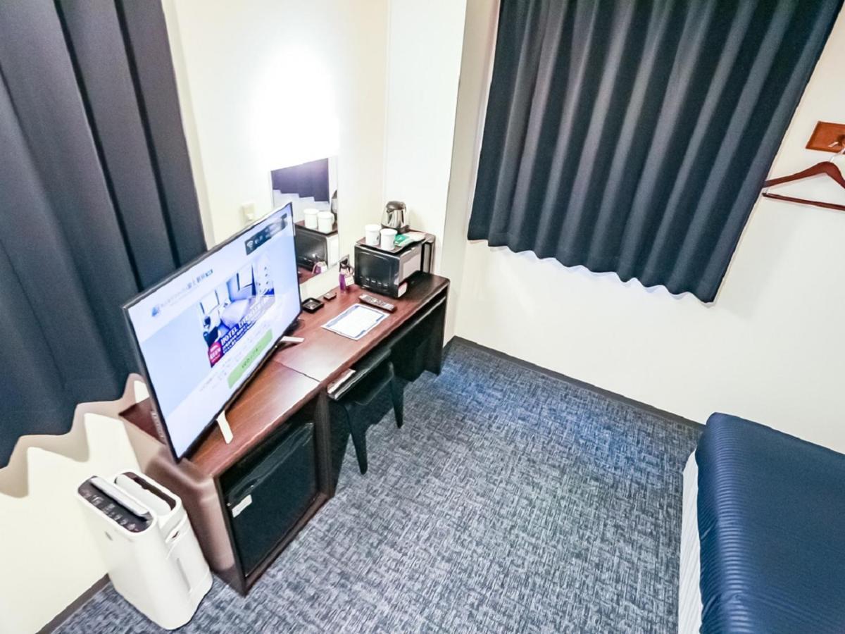 Hotel Livemax Budget Fuji Ekimae Heigaki Exterior photo